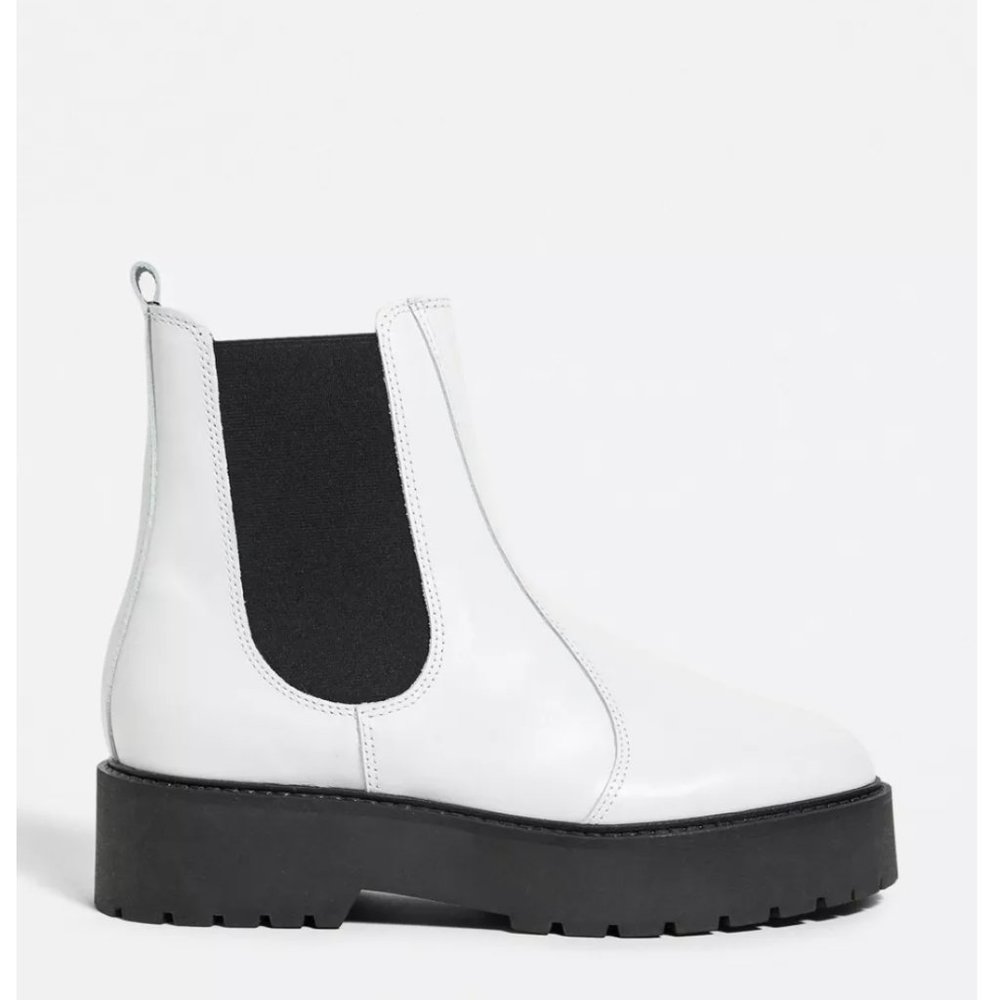 BRAND NEW White Chelsea Boots